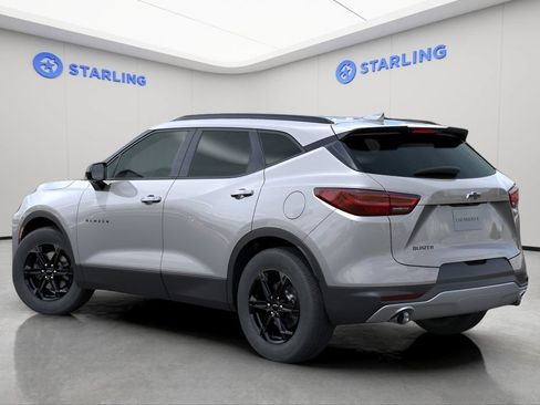 New 2025 Chevrolet Blazer LT w/ Midnight/Sport Edition FWD image 2