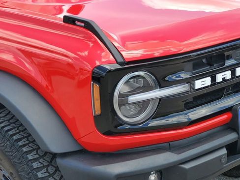 Used 2024 Ford Bronco Outer Banks AWD/4WD image 27