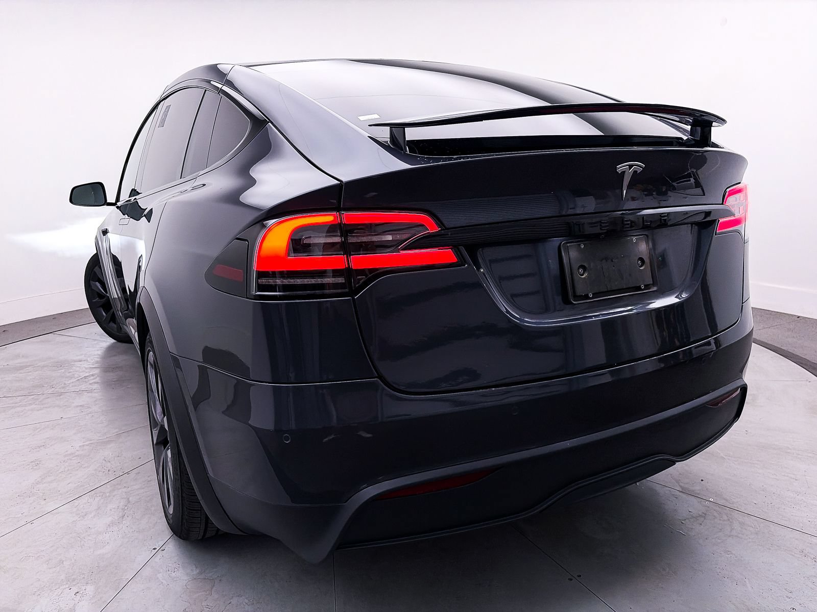 Used 2023 Tesla Model X AWD/4WD image 7