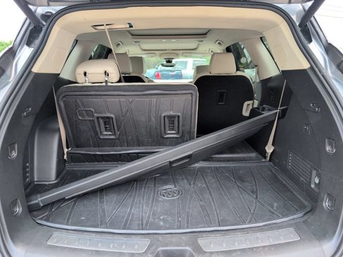 Used 2024 Buick Enclave Avenir w/ Avenir Technology Package FWD image 5