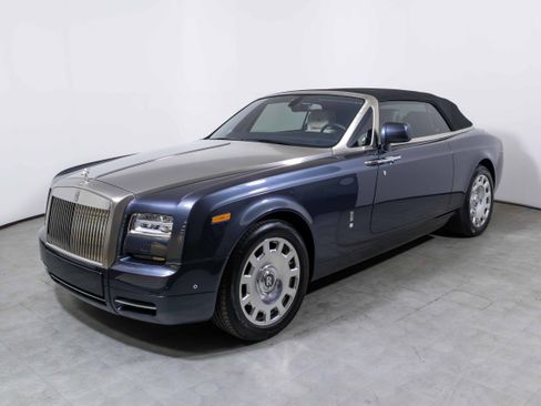 Used 2013 Rolls-Royce Phantom Drophead Coupe image 9