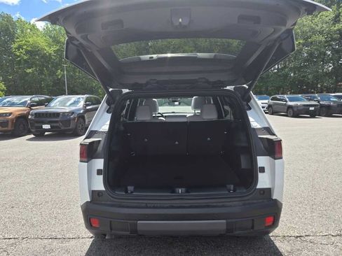 New 2026 Jeep Cherokee Limited AWD/4WD image 29