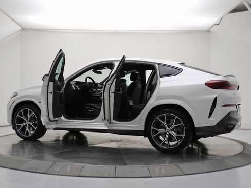 Used 2026 BMW X6 M60i image 13
