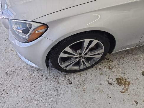 Used 2018 Mercedes-Benz C 300 4MATIC Sedan image 9