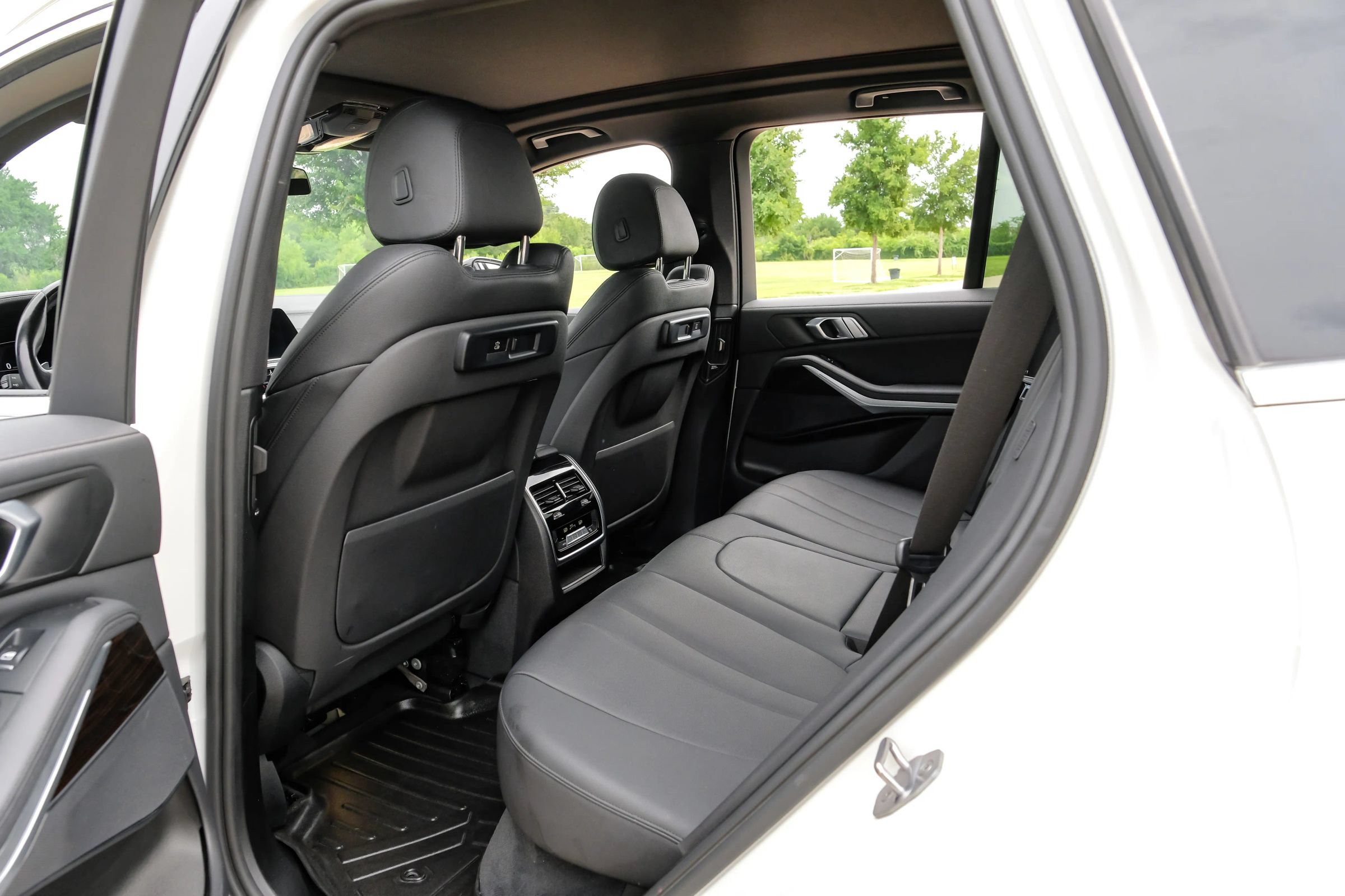 Used 2020 BMW X5 sDrive40i w/ Convenience Package RWD image 36