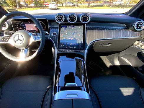 Certified 2026 Mercedes-Benz GLC 300 4MATIC image 5