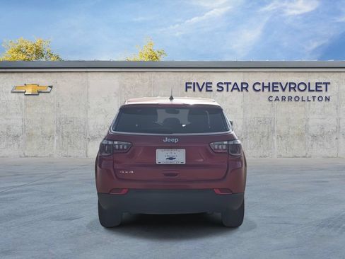 Used 2024 Jeep Compass Sport AWD/4WD image 7
