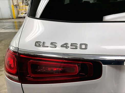 Used 2021 Mercedes-Benz GLS 450 4MATIC image 33