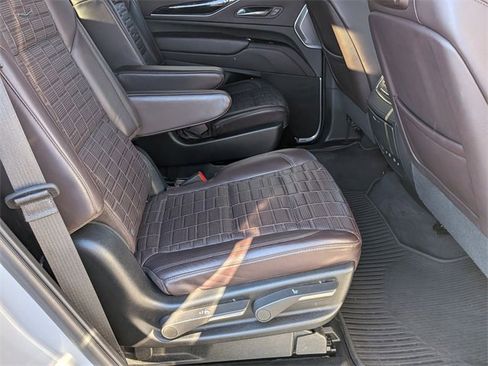 Certified 2023 Cadillac Escalade Sport Platinum w/ LPO, ONYX Package image 26