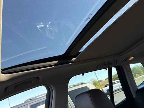 Used 2017 BMW X3 xDrive28i image 32