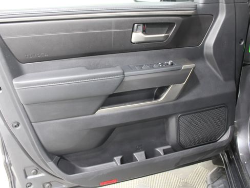 Used 2022 Toyota Tundra SR5 image 6