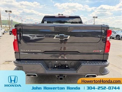Used 2022 Chevrolet Silverado 1500 RST AWD/4WD image 7