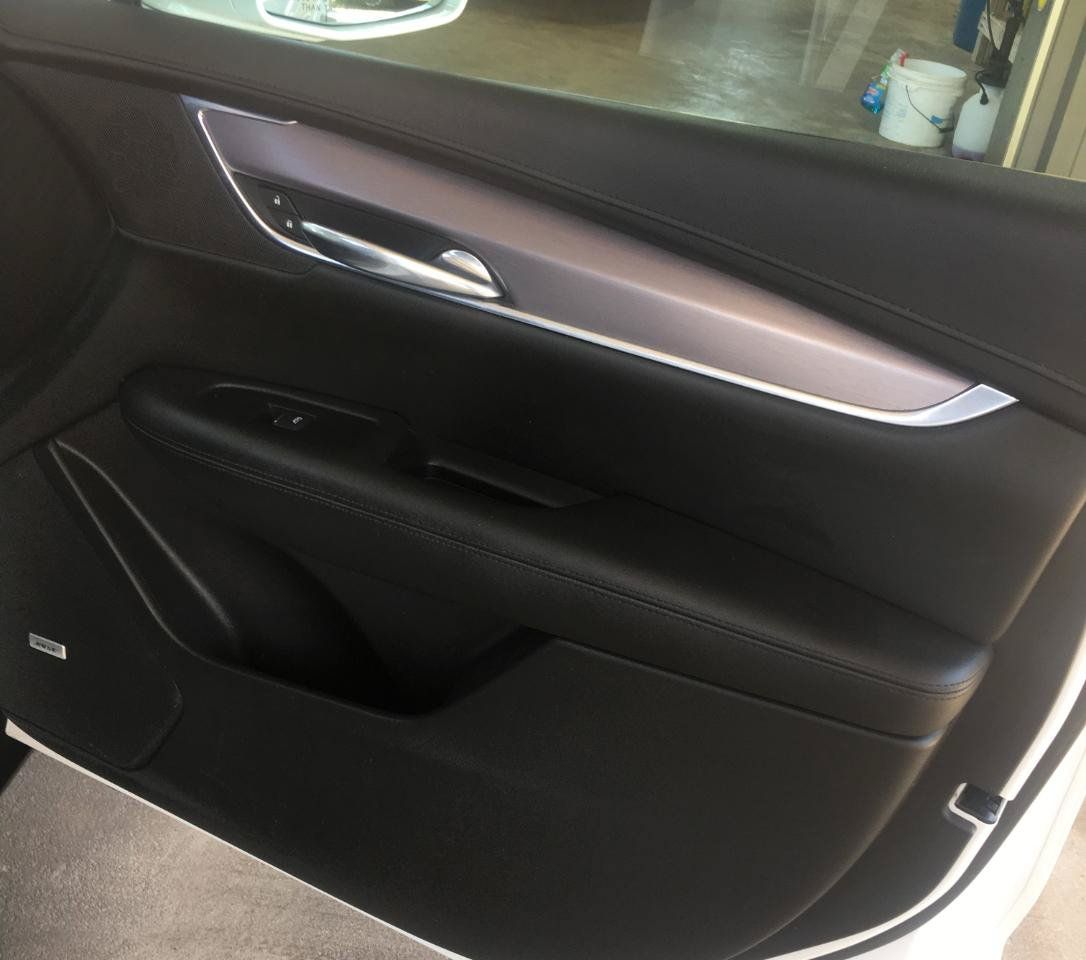 Used 2017 Cadillac XT5 Premium Luxury w/ Driver Assist Package FWD image 16