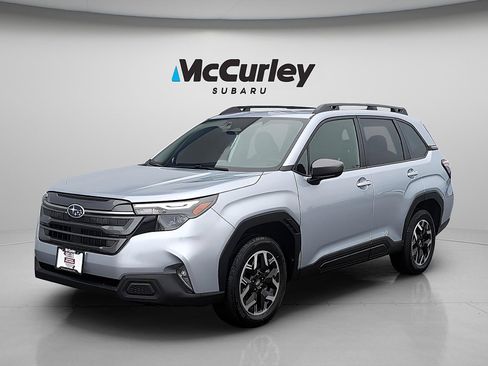 Certified 2025 Subaru Forester Premium image 1