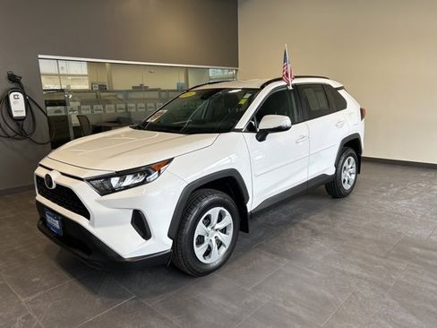 Used 2019 Toyota RAV4 LE image 24