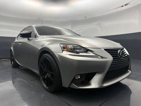 Used 2016 Lexus IS 200t RWD image 1
