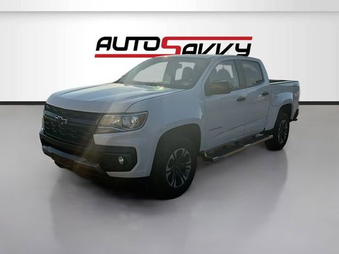 Used 2022 Chevrolet Colorado Z71 AWD/4WD image 3