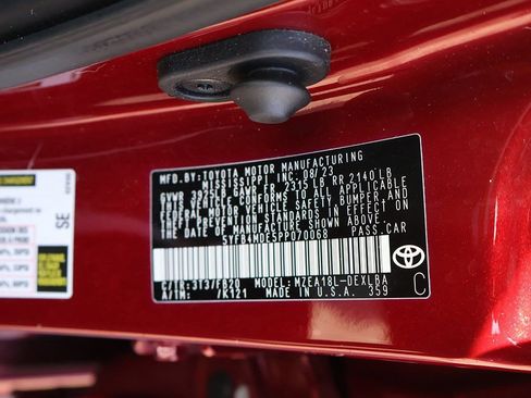 Used 2023 Toyota Corolla LE image 40