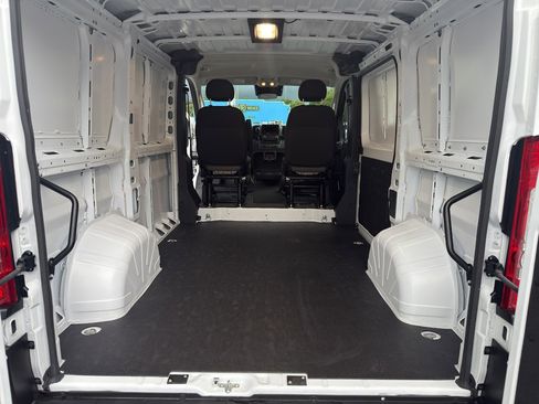 New 2025 RAM ProMaster 1500 w/ Convenience Group image 11