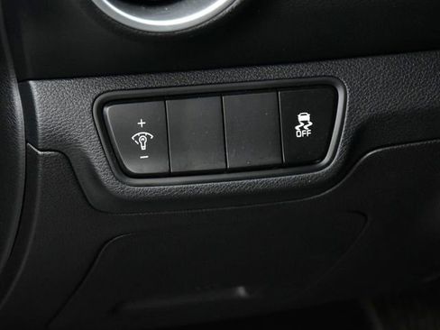 Certified 2023 Kia Forte LXS image 23