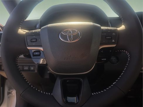New 2026 Toyota Camry SE image 25