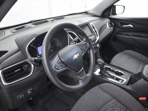Used 2024 Chevrolet Equinox LT image 18