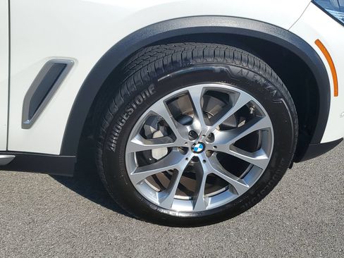 Used 2021 BMW X5 xDrive40i w/ Premium Package AWD/4WD image 6