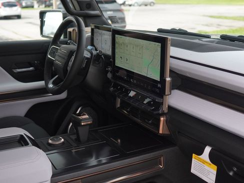 New 2025 GMC Hummer EV 2X w/ Extreme Off-Road Package image 34