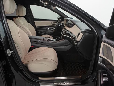 Used 2018 Mercedes-Benz S 560 4MATIC Sedan image 23