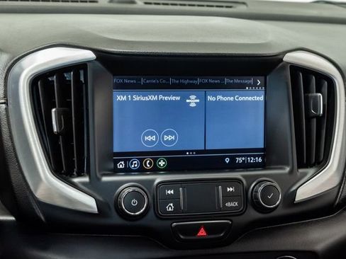 Used 2020 GMC Terrain SLT AWD/4WD image 17