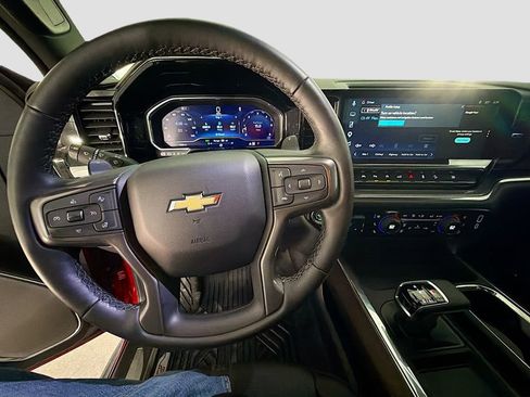 Used 2025 Chevrolet Silverado 1500 High Country w/ Technology Package image 11