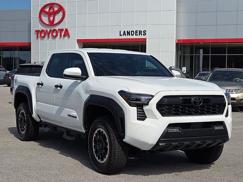 Used 2024 Toyota Tacoma TRD Off-Road w/ TRD Off Road Upgrade Package AWD/4WD image 1