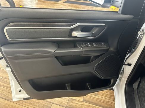 Used 2023 RAM 1500 Big Horn AWD/4WD image 13
