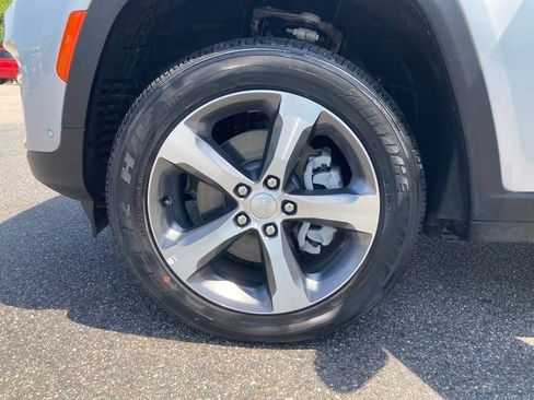 New 2024 Jeep Grand Cherokee Limited 4xe w/ Luxury Tech Group II image 20