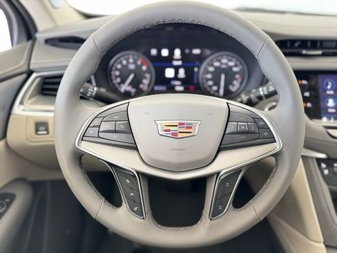 New 2026 Cadillac XT5 Premium Luxury w/ Driver Assist Package AWD/4WD image 29