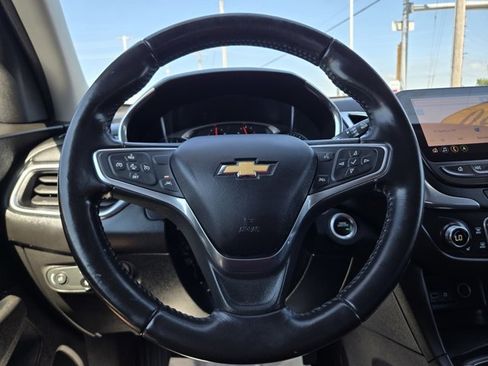 Used 2020 Chevrolet Equinox LT AWD/4WD image 18