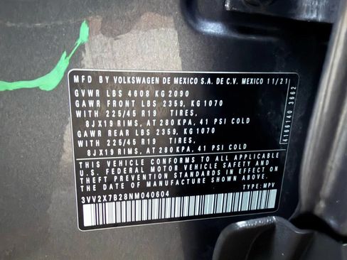 Used 2022 Volkswagen Taos SEL w/ Panoramic Sunroof Package AWD/4WD image 6