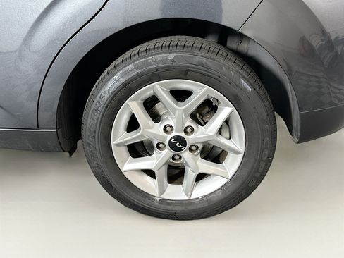 Used 2023 Kia Soul LX w/ Option Group 015 FWD image 11
