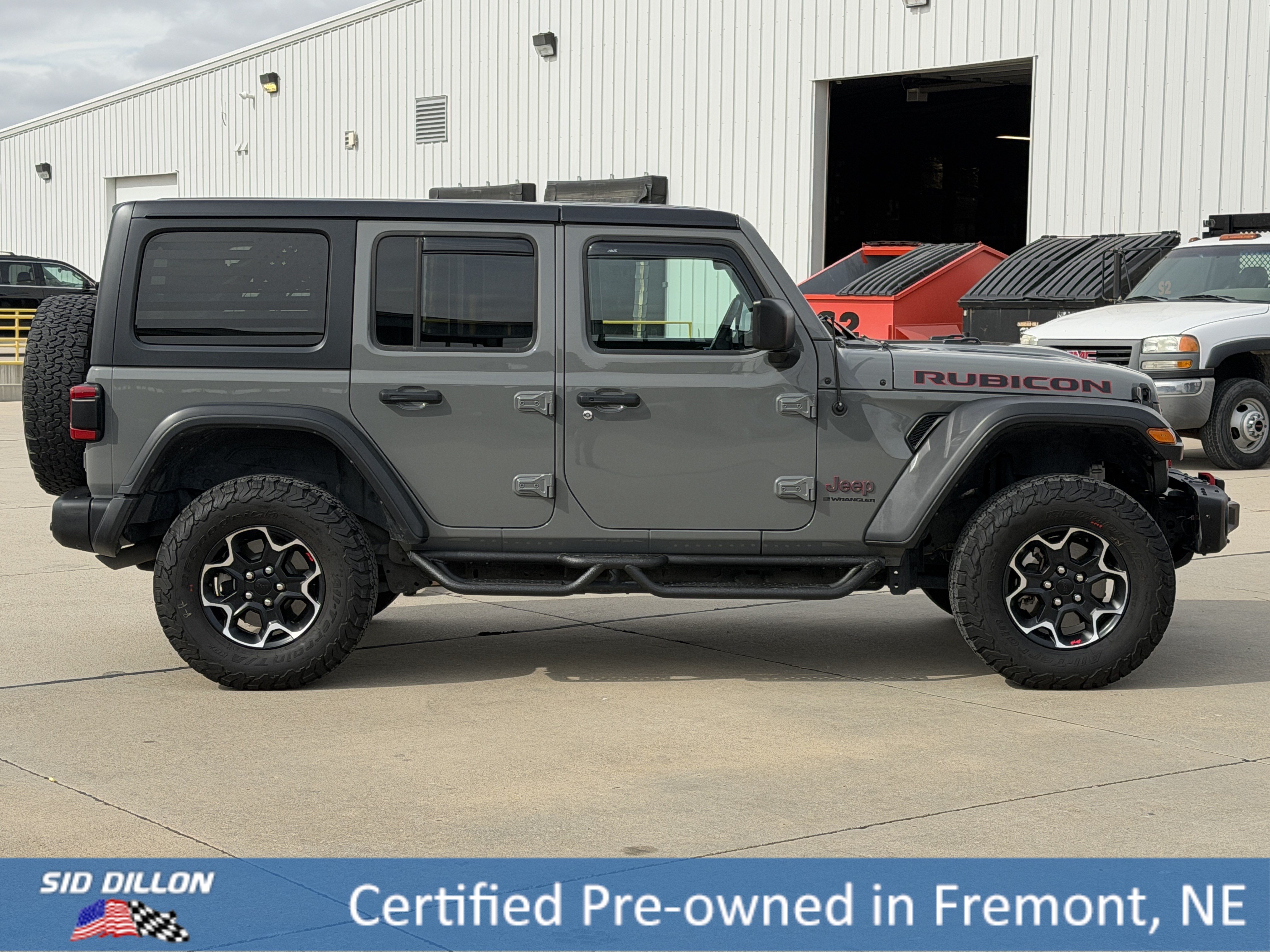 Used 2023 Jeep Wrangler Unlimited Rubicon w/ Dual Top Group AWD/4WD image 3