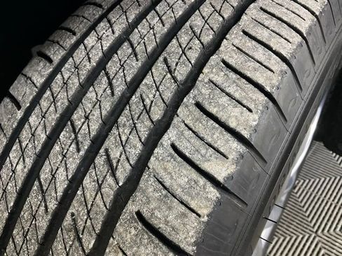 Certified 2023 Cadillac XT6 Premium Luxury image 34