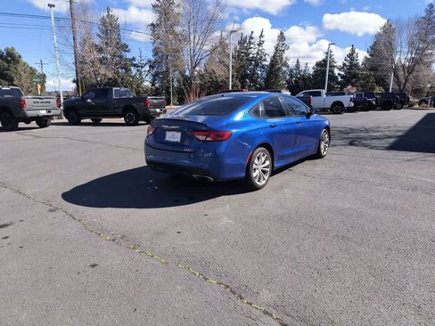 Used 2015 Chrysler 200 S image 5