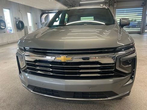 Certified 2025 Chevrolet Tahoe LT AWD/4WD image 2