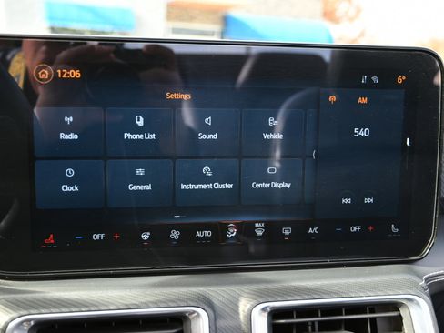 Used 2025 Ford Mustang Premium image 14