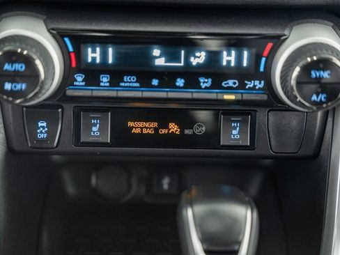 Certified 2022 Toyota RAV4 XLE Premium image 27