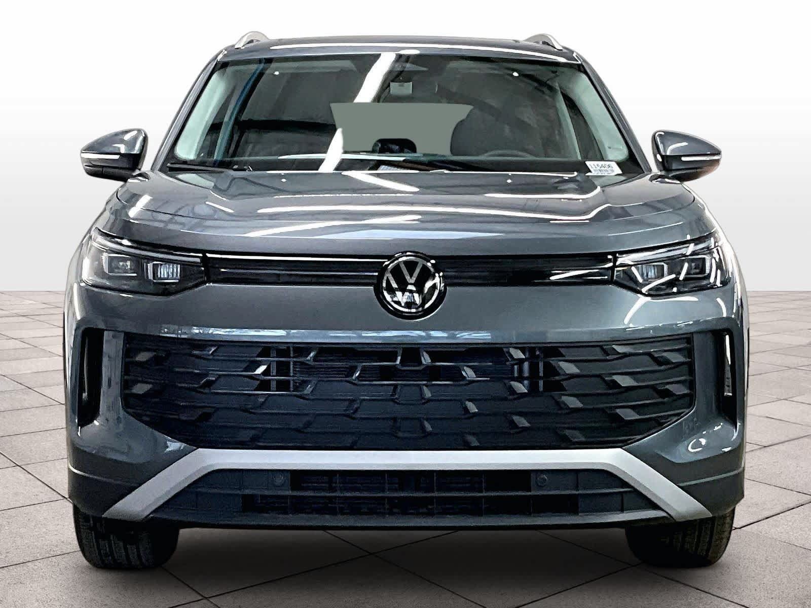 New 2026 Volkswagen Tiguan SE AWD/4WD image 5