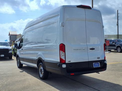 Certified 2024 Ford Transit 250 148 High Roof Extended RWD image 4