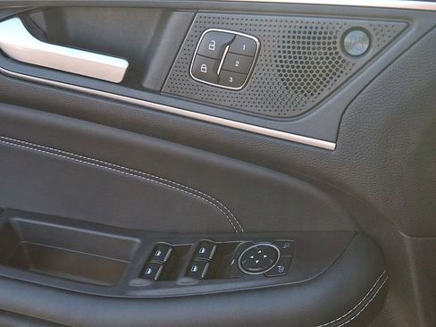 Used 2024 Ford Edge Titanium w/ Equipment Group 301A image 22