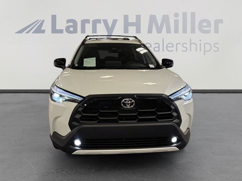 Certified 2026 Toyota Corolla Cross XLE w/ Convenience Package FWD image 8