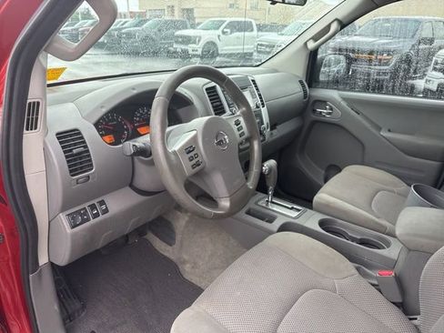 Used 2016 Nissan Frontier SV AWD/4WD image 10