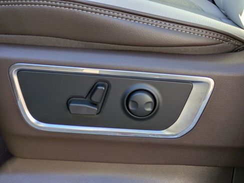 New 2026 RAM 1500 Laramie w/ Advanced Safety Group II AWD/4WD image 19